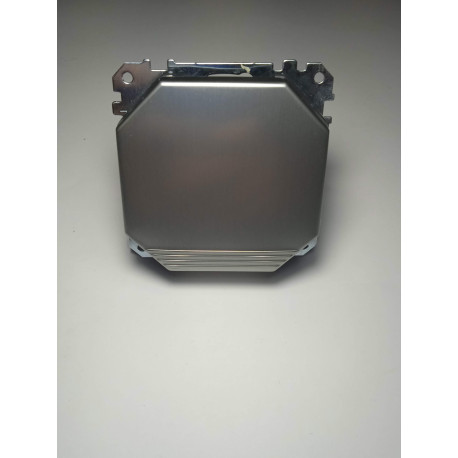 230205 BASE SCHUKO CON TAPA TITANIO