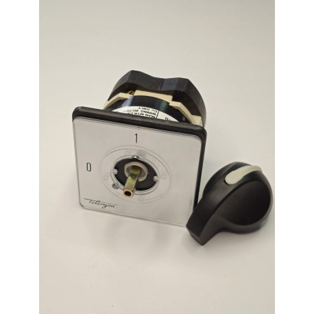 TELT010E16A INTERRUPTOR DE PAQUETE 16A 1P 0-1