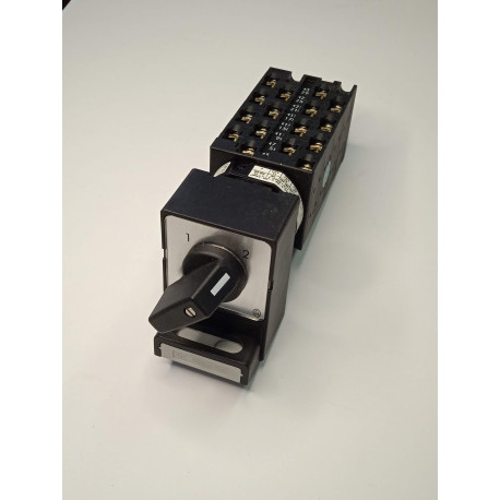 TO-8-8372 CONMUTADOR DE PAQUETE 8P IP65