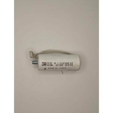 008250 CONDENSADOR 8MF. 250V