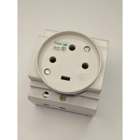 N-00220 BASE 3+T 20A