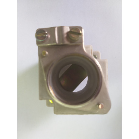 00555 BASE POCELANA SOBRE BARRA PARA 22X58