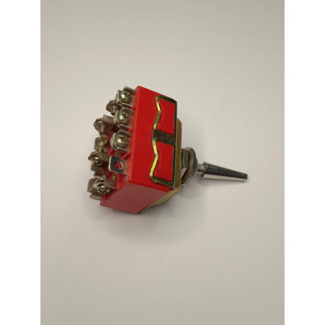 01014 CONMUTADOR TETRAPO. 10A 250V GIVI