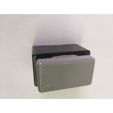 03037-G PORTAFUSIBLES I 16 A